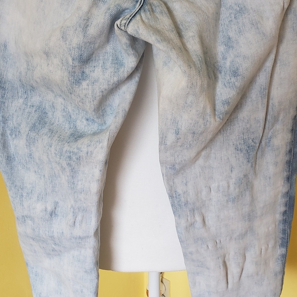 Jean's